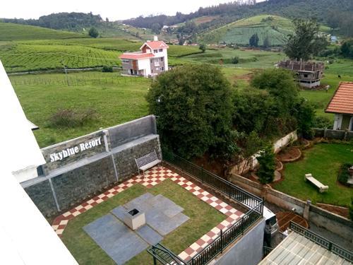 Skyblue Resort Udagamandalam Exterior foto